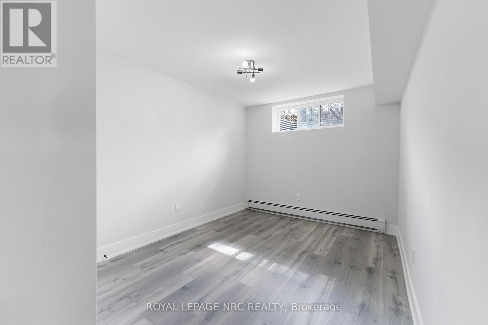 Lower - 318 River Road, Welland (Welland Downtown), Ontario  L3B 2S4 - Photo 11 - X12433991