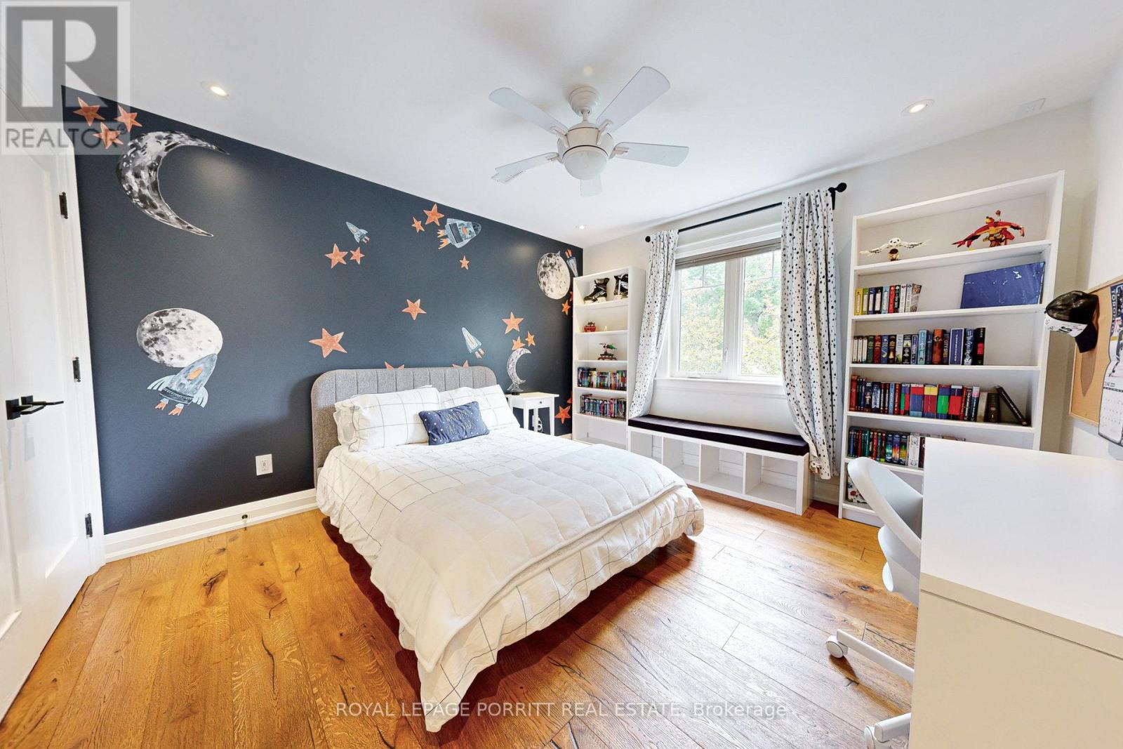10 Thirty First Street, Toronto (Long Branch), Ontario  M8W 3E8 - Photo 23 - W12433818