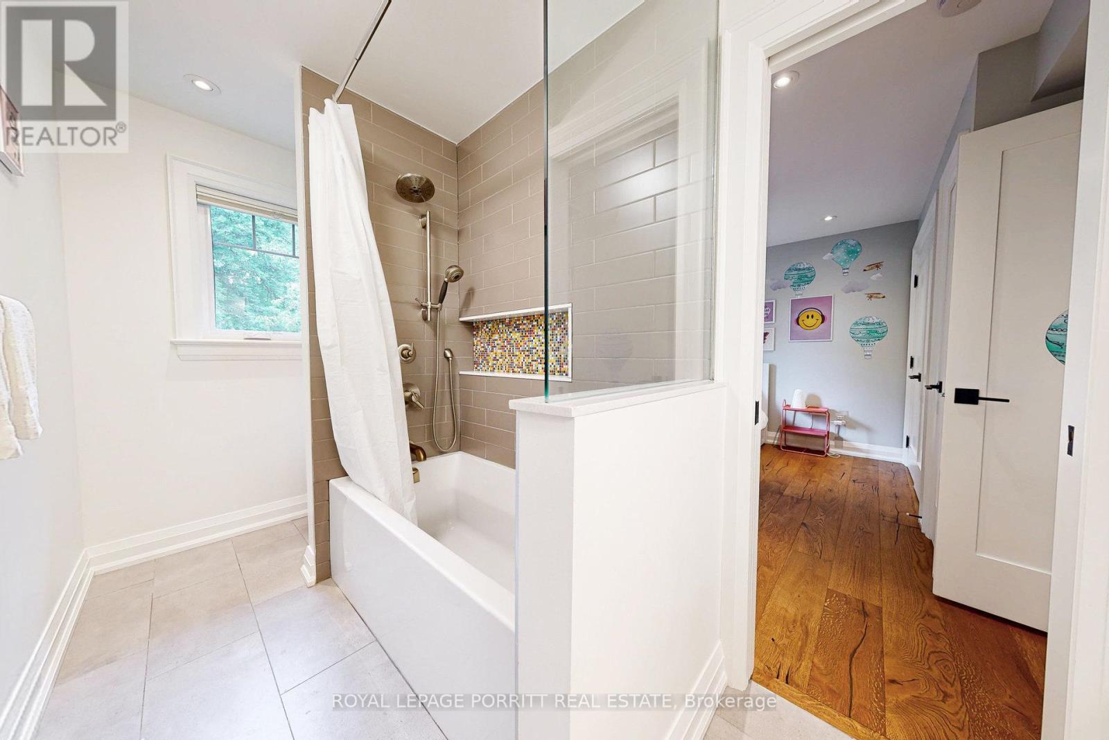 10 Thirty First Street, Toronto (Long Branch), Ontario  M8W 3E8 - Photo 26 - W12433818
