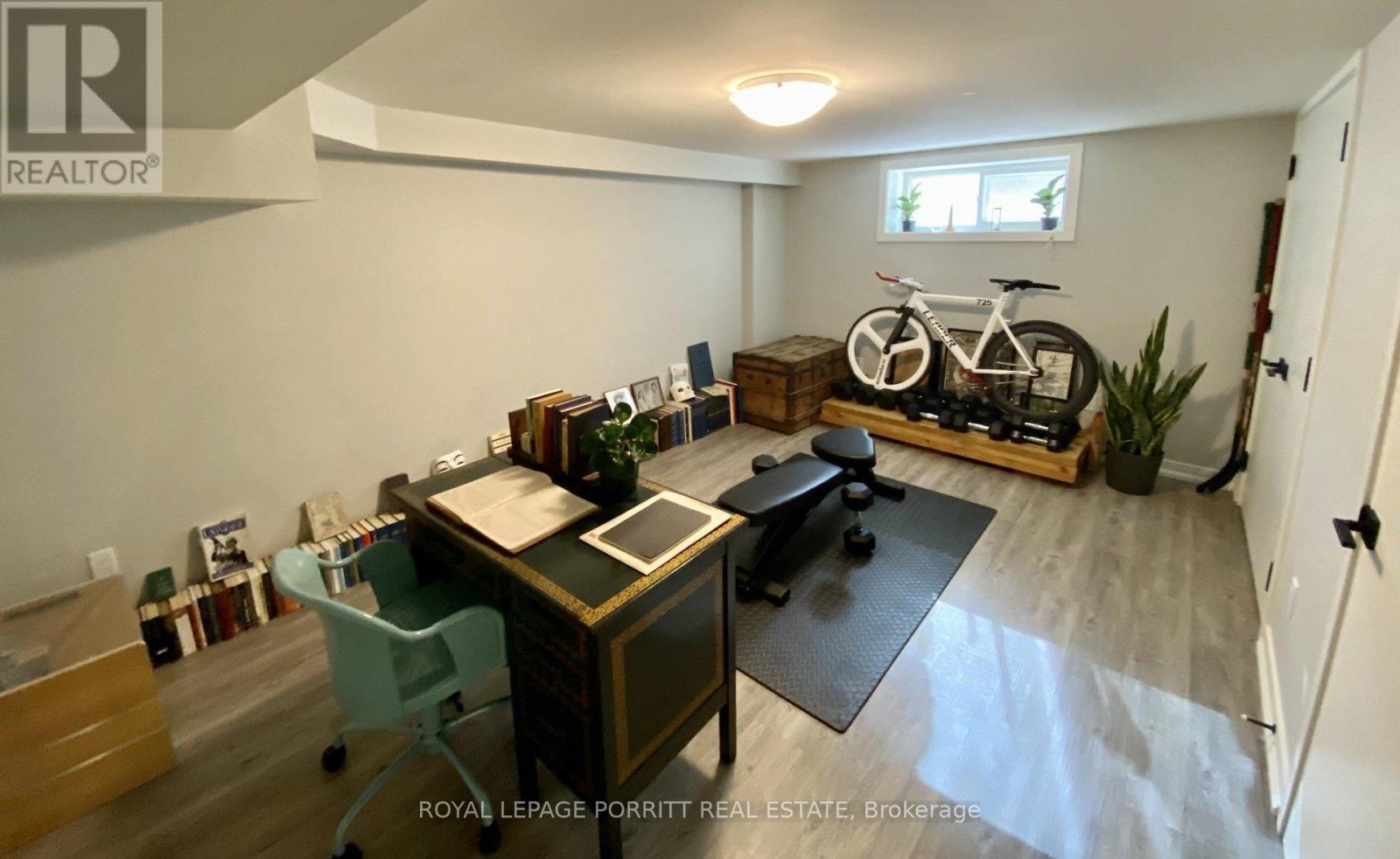 10 Thirty First Street, Toronto (Long Branch), Ontario  M8W 3E8 - Photo 43 - W12433818