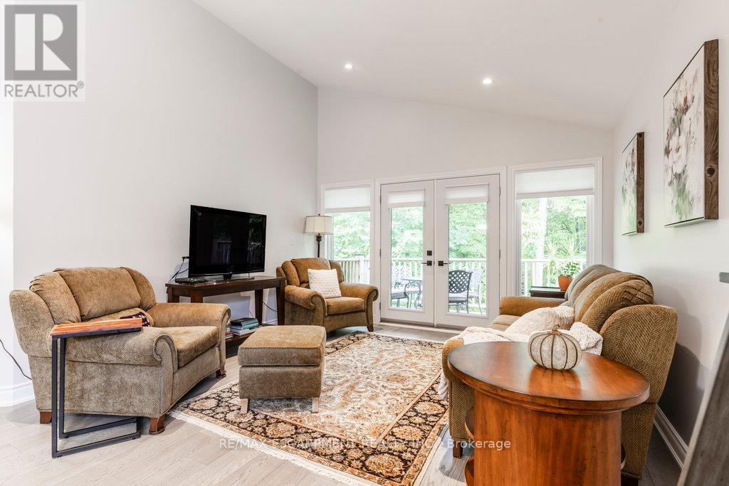 2 - 1095 Skyview Drive, Burlington, Ontario  L7P 4W7 - Photo 17 - W12433824