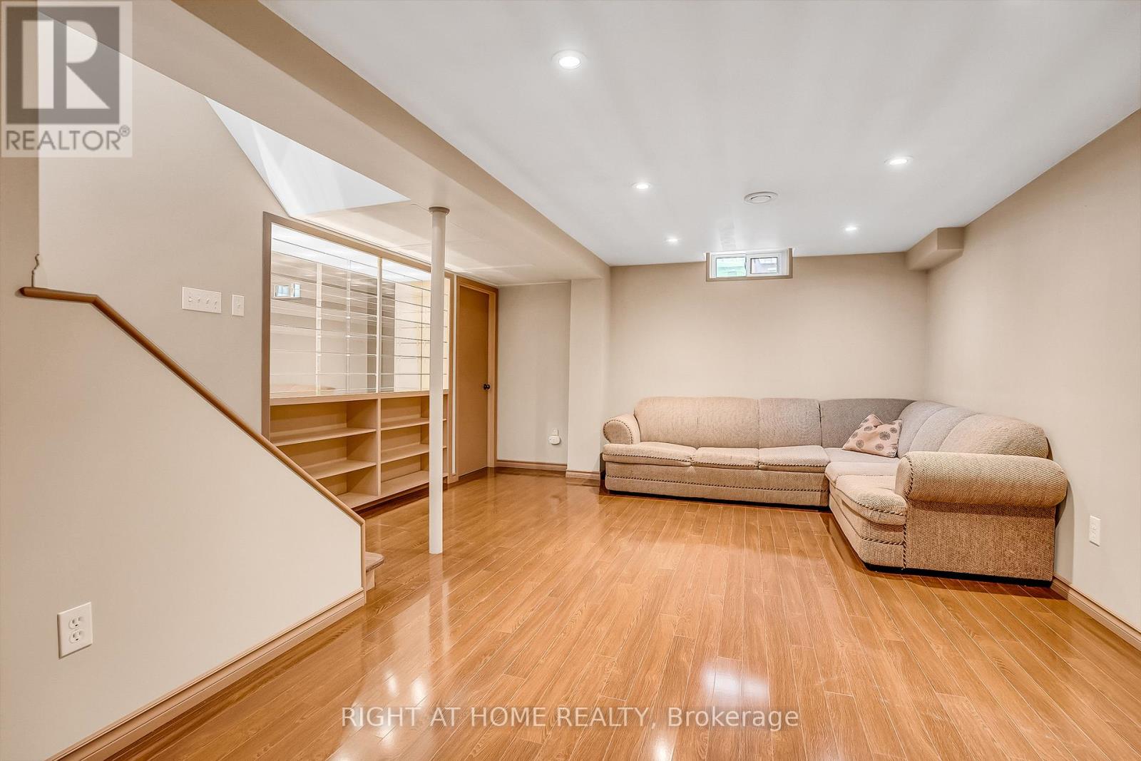 6842 Avila Road, Mississauga, Ontario  L5N 1R8 - Photo 42 - W12433828