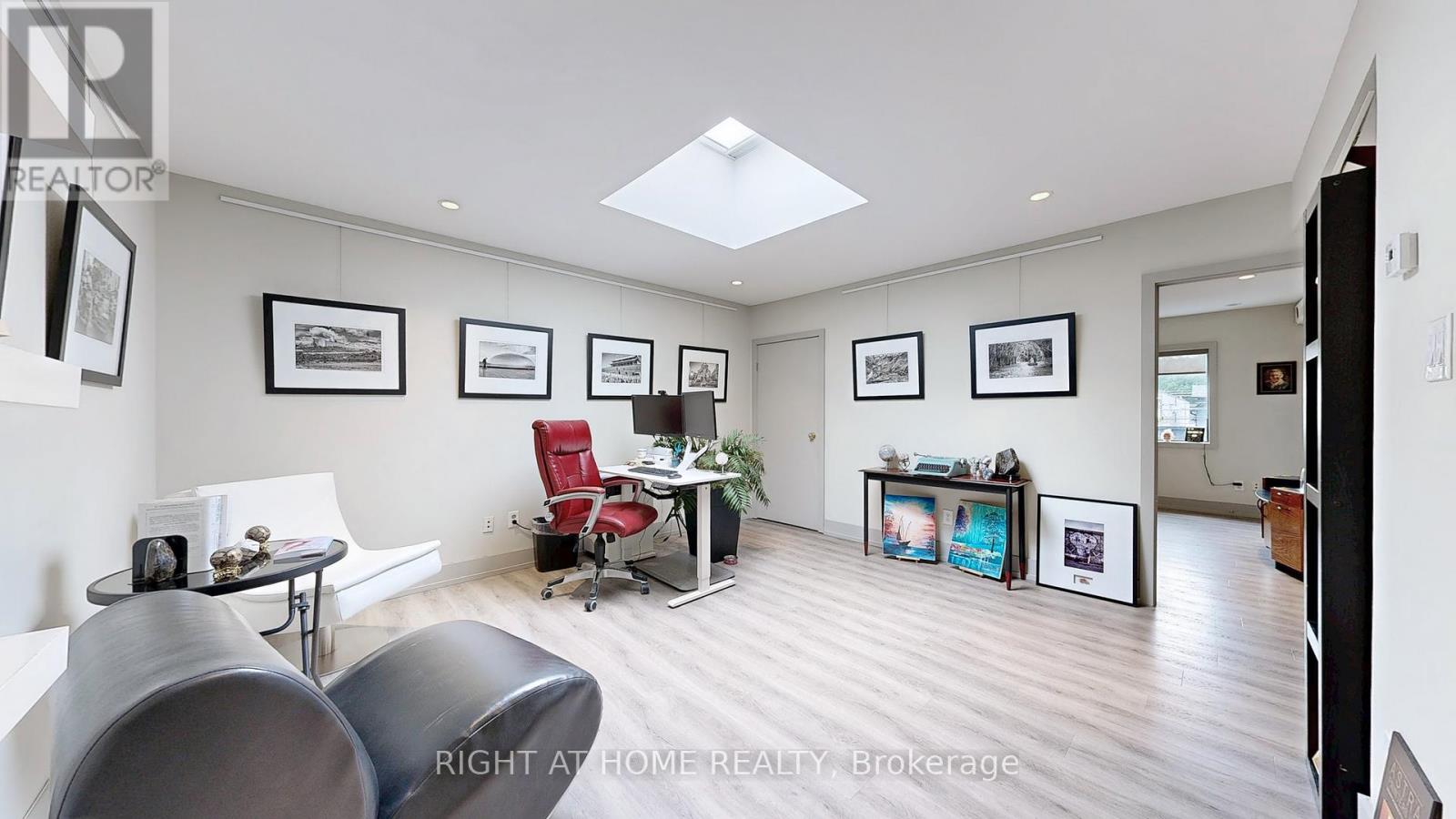 2400 St Clair Avenue W, Toronto (Junction Area), Ontario  M6N 1L1 - Photo 21 - W12433841