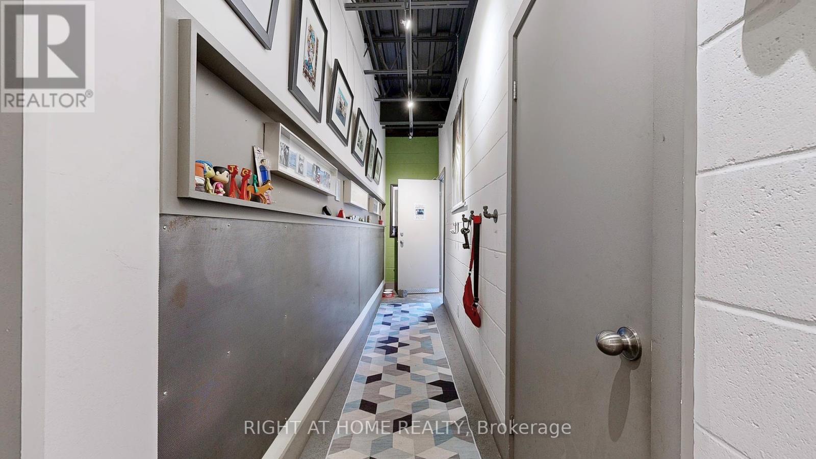2400 St Clair Avenue W, Toronto (Junction Area), Ontario  M6N 1L1 - Photo 29 - W12433841