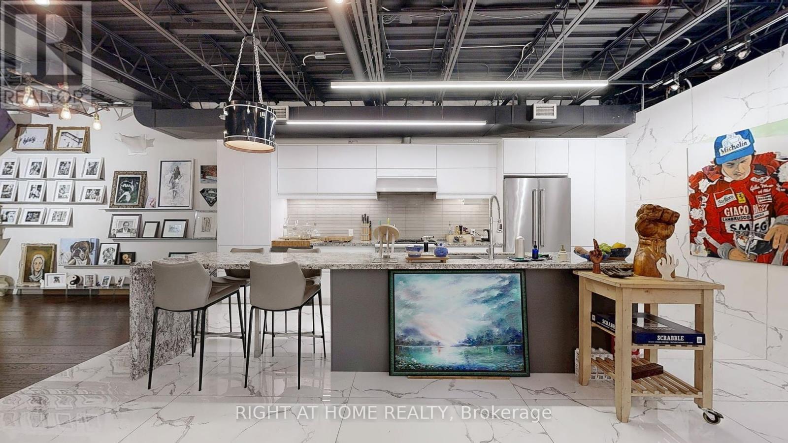 2400 St Clair Avenue W, Toronto (Junction Area), Ontario  M6N 1L1 - Photo 7 - W12433841