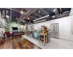 2400 ST CLAIR AVENUE W, Toronto, Ontario