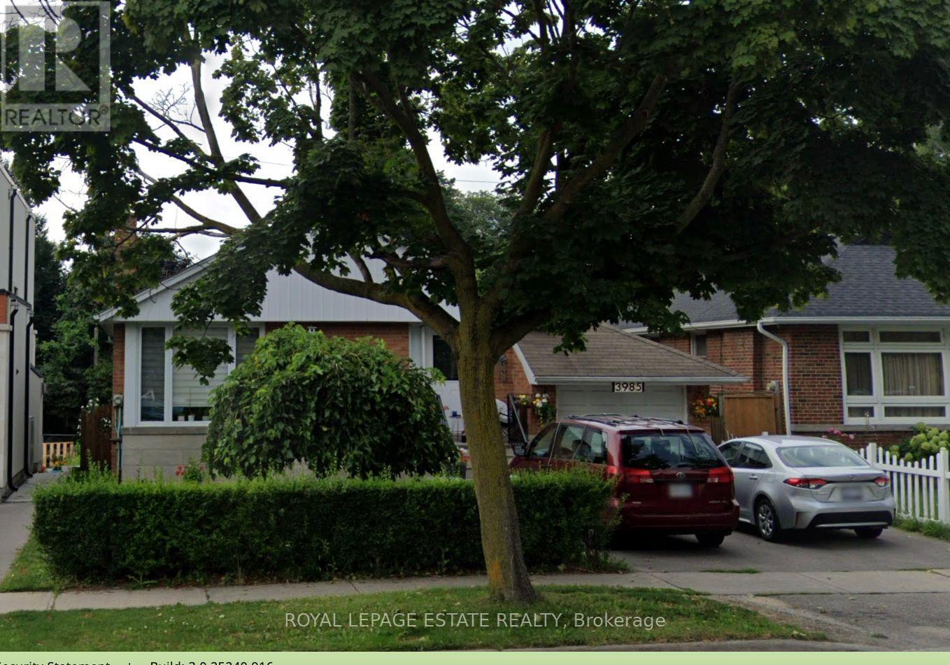 3985 Bloor Street W, Toronto (Islington-City Centre West), Ontario  M9B 1M2 - Photo 2 - W12433842