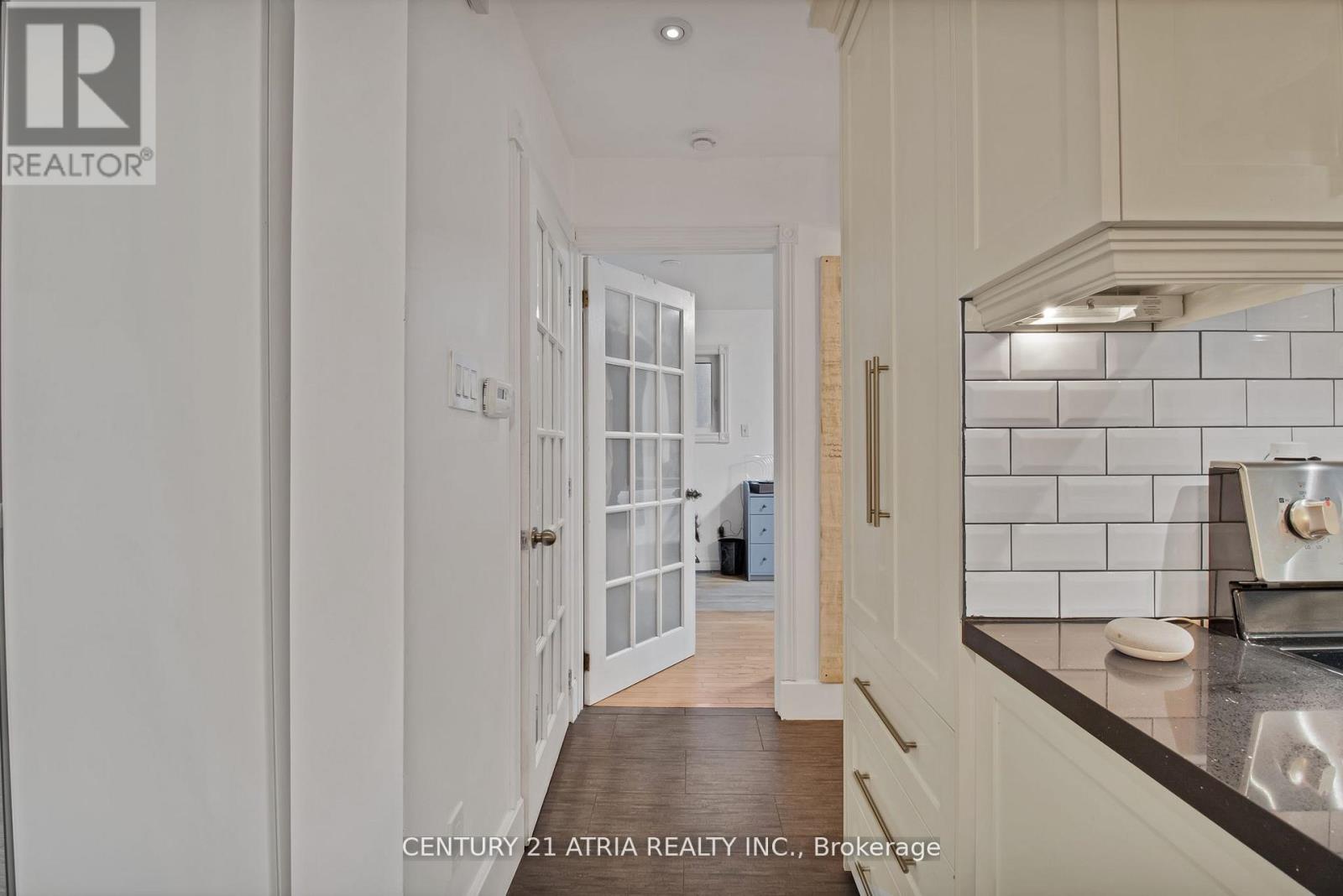3222 Hornbeam Crescent, Mississauga, Ontario  L5L 1B4 - Photo 11 - W12433853