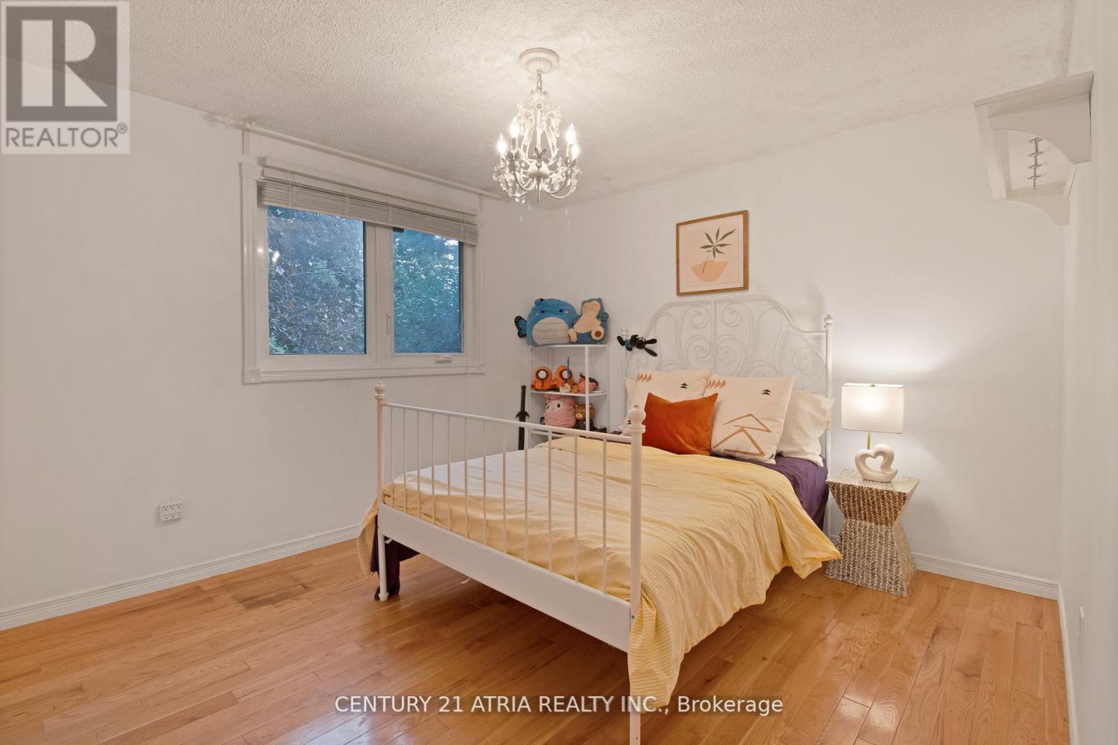 3222 Hornbeam Crescent, Mississauga, Ontario  L5L 1B4 - Photo 17 - W12433853