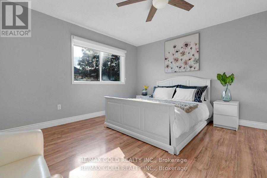 30 Worthington Avenue, Brampton, Ontario  L7A 1M9 - Photo 12 - W12433858