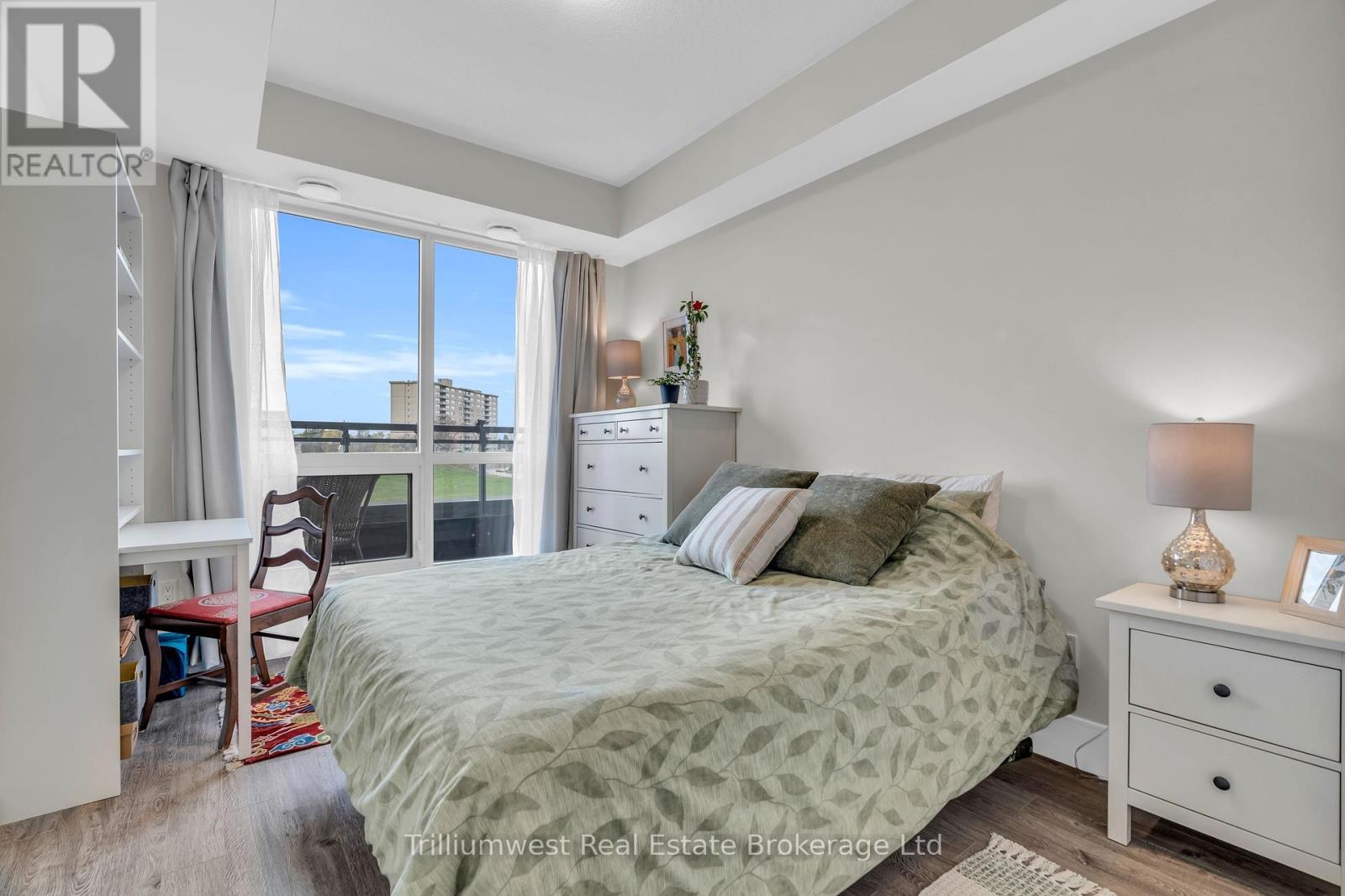412 - 155 St Leger Street, Kitchener, Ontario  N2H 0B9 - Photo 11 - X12433891