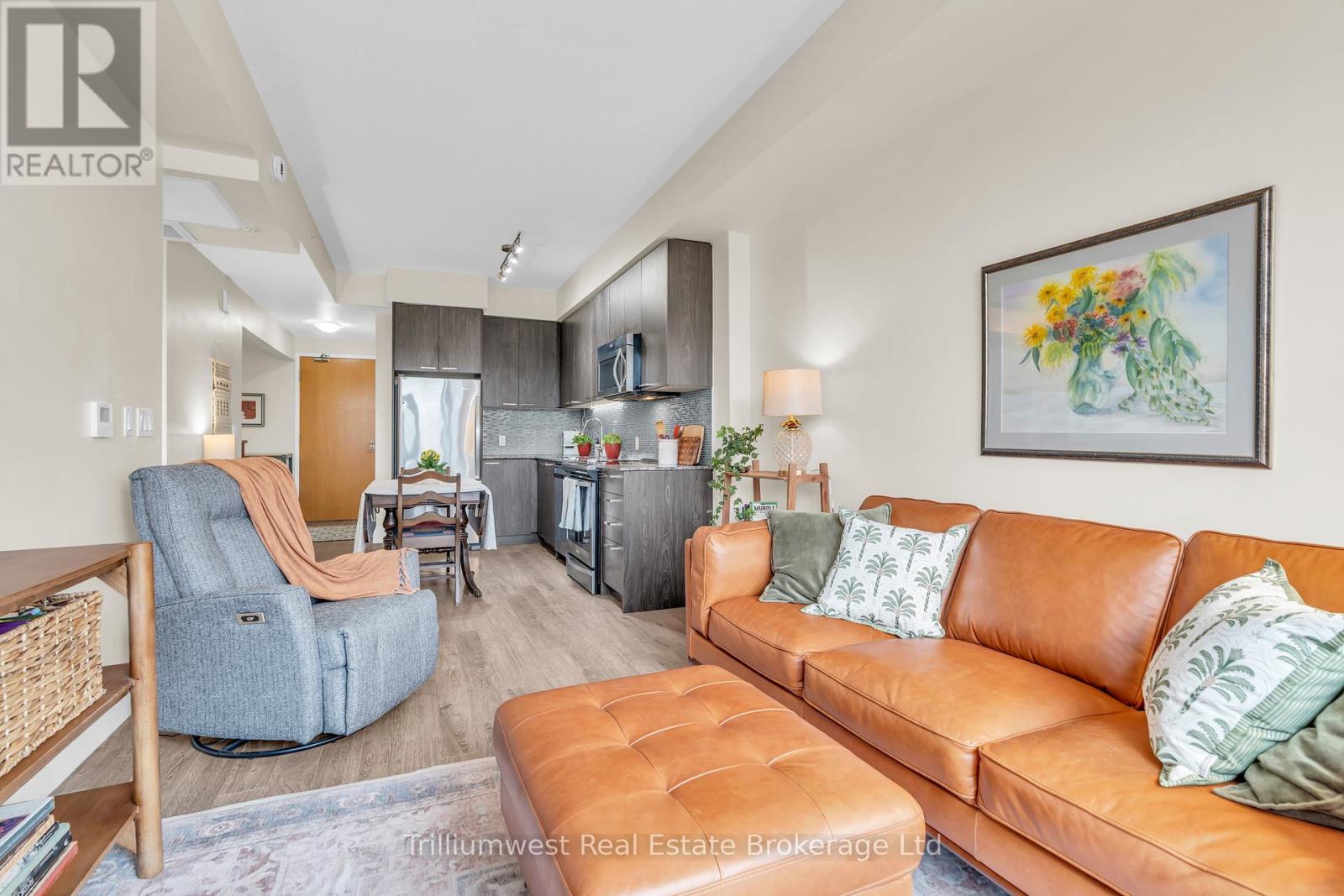 412 - 155 St Leger Street, Kitchener, Ontario  N2H 0B9 - Photo 9 - X12433891