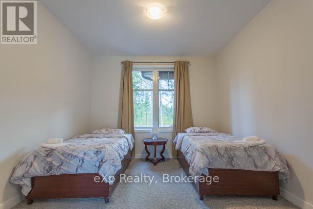40 - 1052 Greensview Drive, Lake Of Bays, Ontario  P1H 0K1 - Photo 13 - X12433913