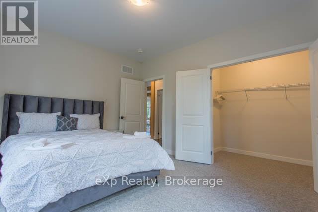 40 - 1052 Greensview Drive, Lake Of Bays, Ontario  P1H 0K1 - Photo 16 - X12433913