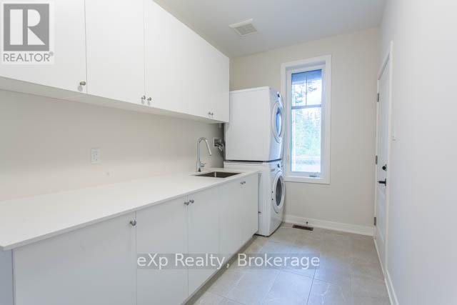 40 - 1052 Greensview Drive, Lake Of Bays, Ontario  P1H 0K1 - Photo 22 - X12433913