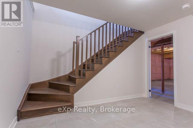40 - 1052 Greensview Drive, Lake Of Bays, Ontario  P1H 0K1 - Photo 24 - X12433913