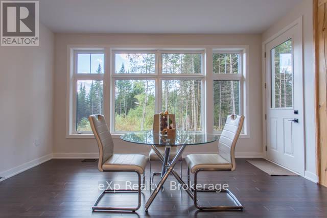 40 - 1052 Greensview Drive, Lake Of Bays, Ontario  P1H 0K1 - Photo 8 - X12433913