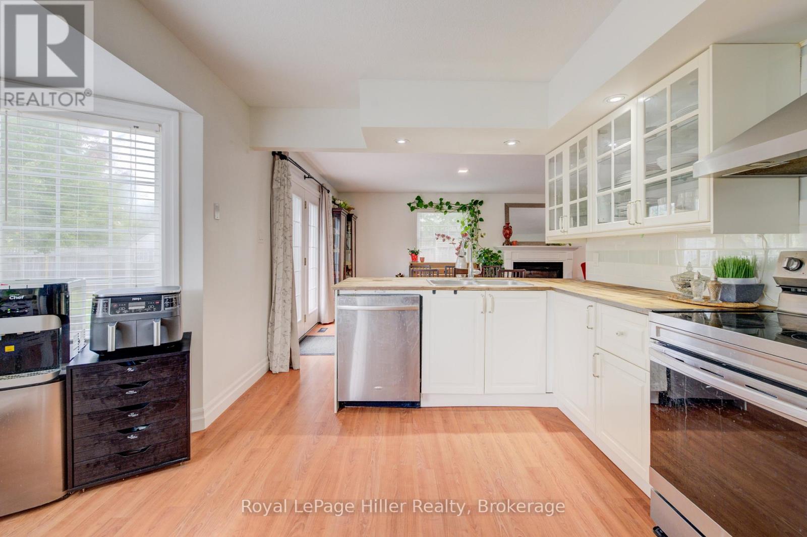 34 Eagle Drive, Stratford, Ontario  N5A 7Y8 - Photo 11 - X12433944