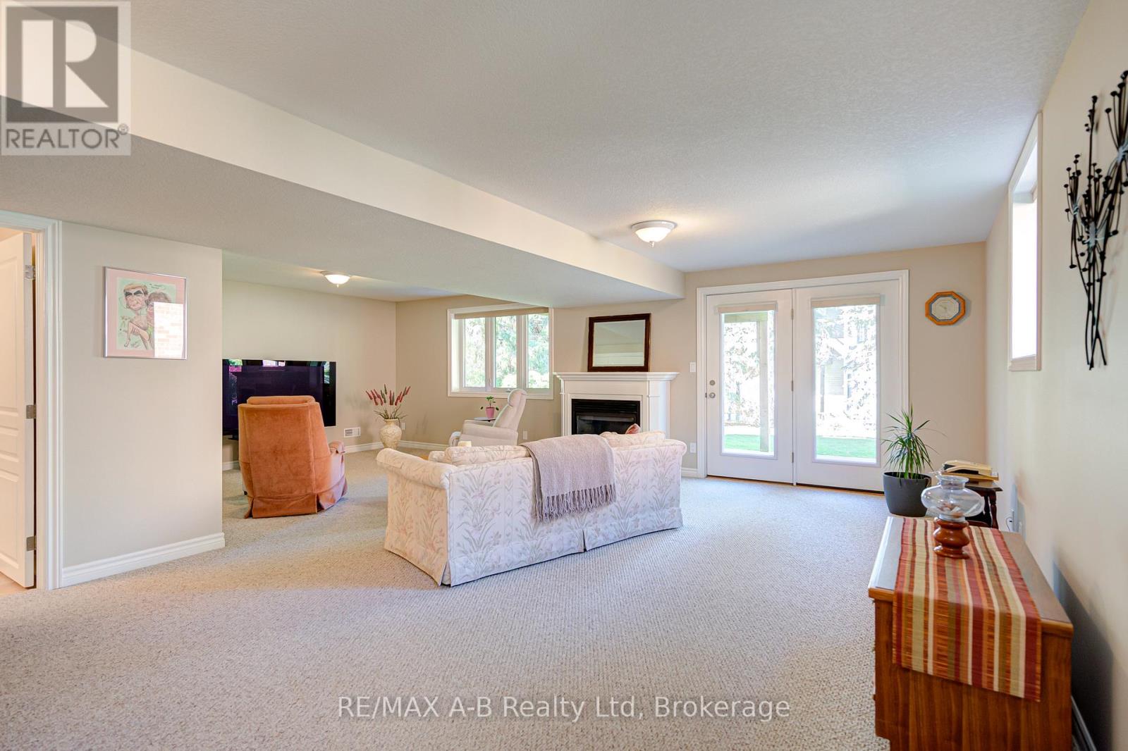 32 Harrison Street, Stratford, Ontario  N5A 0A4 - Photo 24 - X12433971