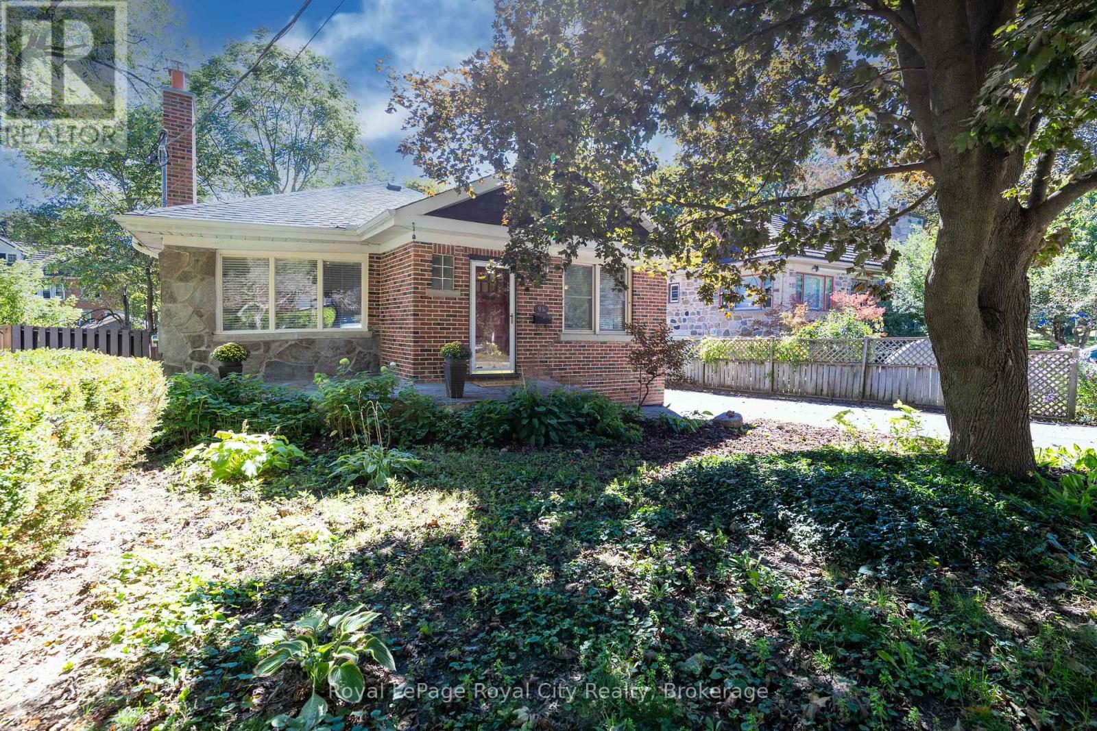 94 Durham Street, Guelph, Ontario  N1H 2Y3 - Photo 3 - X12434003