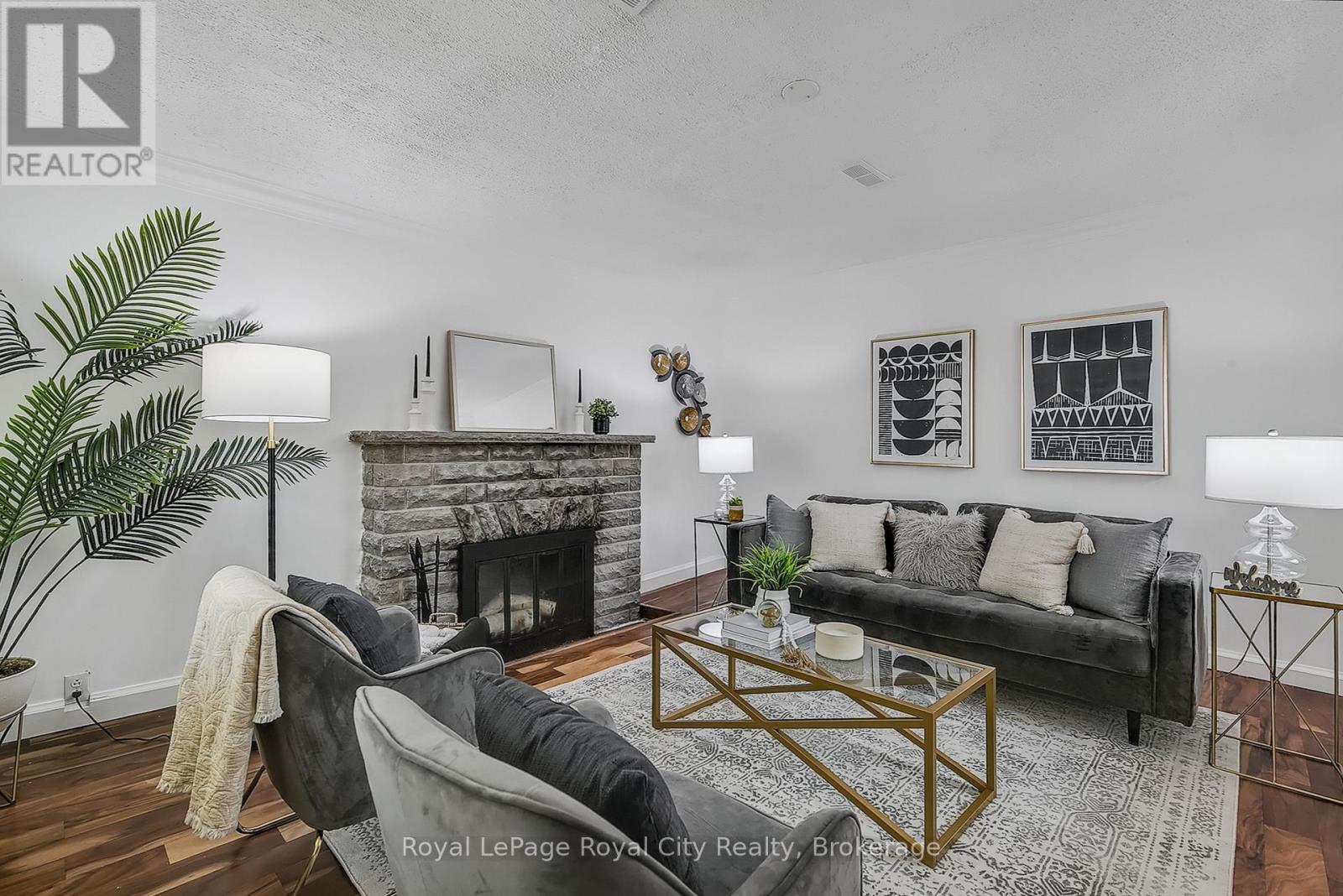 94 Durham Street, Guelph, Ontario  N1H 2Y3 - Photo 5 - X12434003