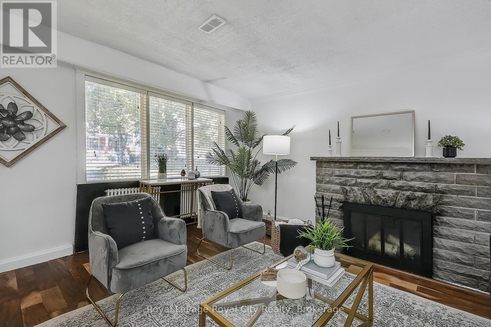 94 Durham Street, Guelph, Ontario  N1H 2Y3 - Photo 6 - X12434003