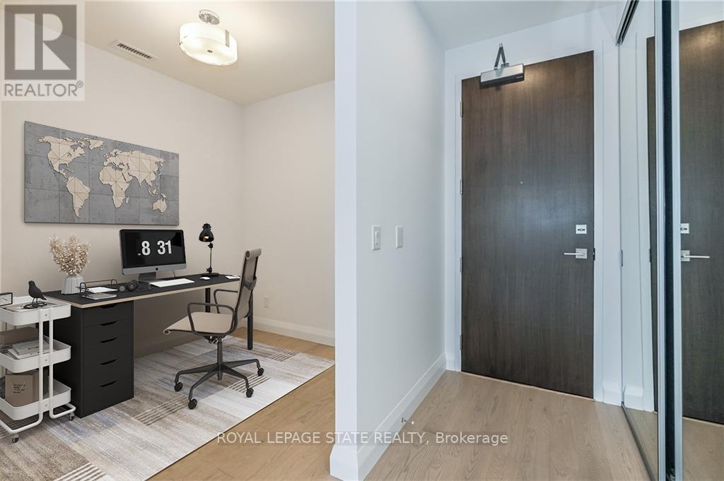 507 - 101 Locke Street S, Hamilton, Ontario  L8P 4A6 - Photo 4 - X12433815