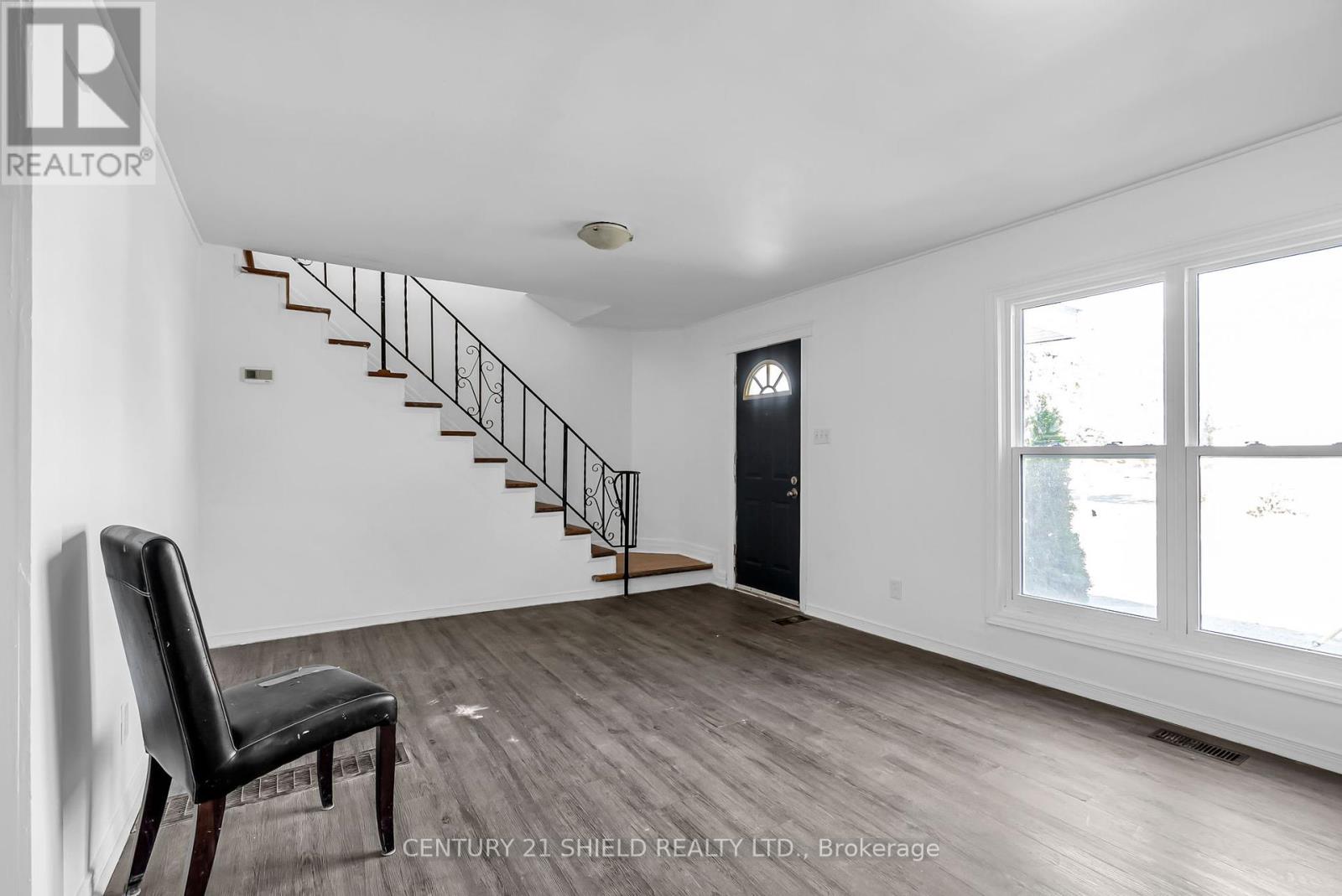 1606 Pitt Street, Cornwall, Ontario  K6J 3V2 - Photo 5 - X12434037