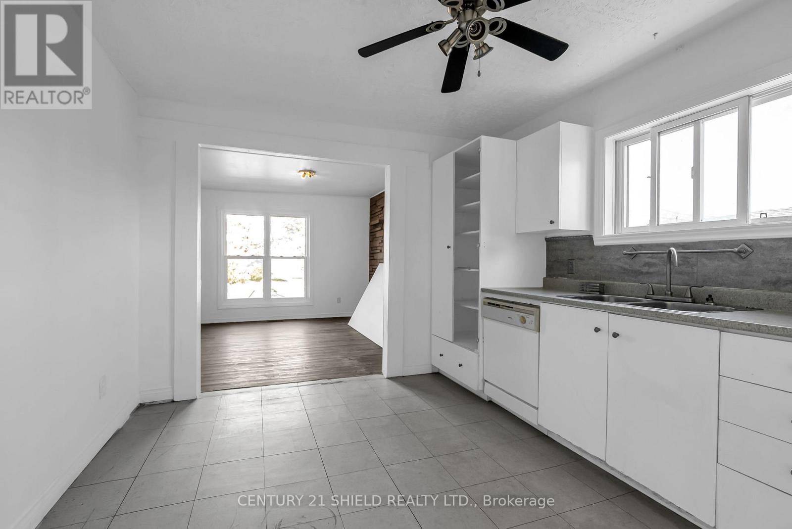 1606 Pitt Street, Cornwall, Ontario  K6J 3V2 - Photo 9 - X12434037