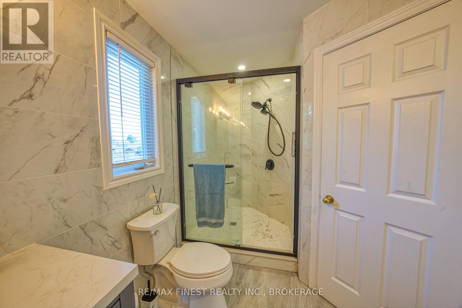 938 Lombardy Street, Kingston, Ontario  K7M 9C2 - Photo 16 - X12431801