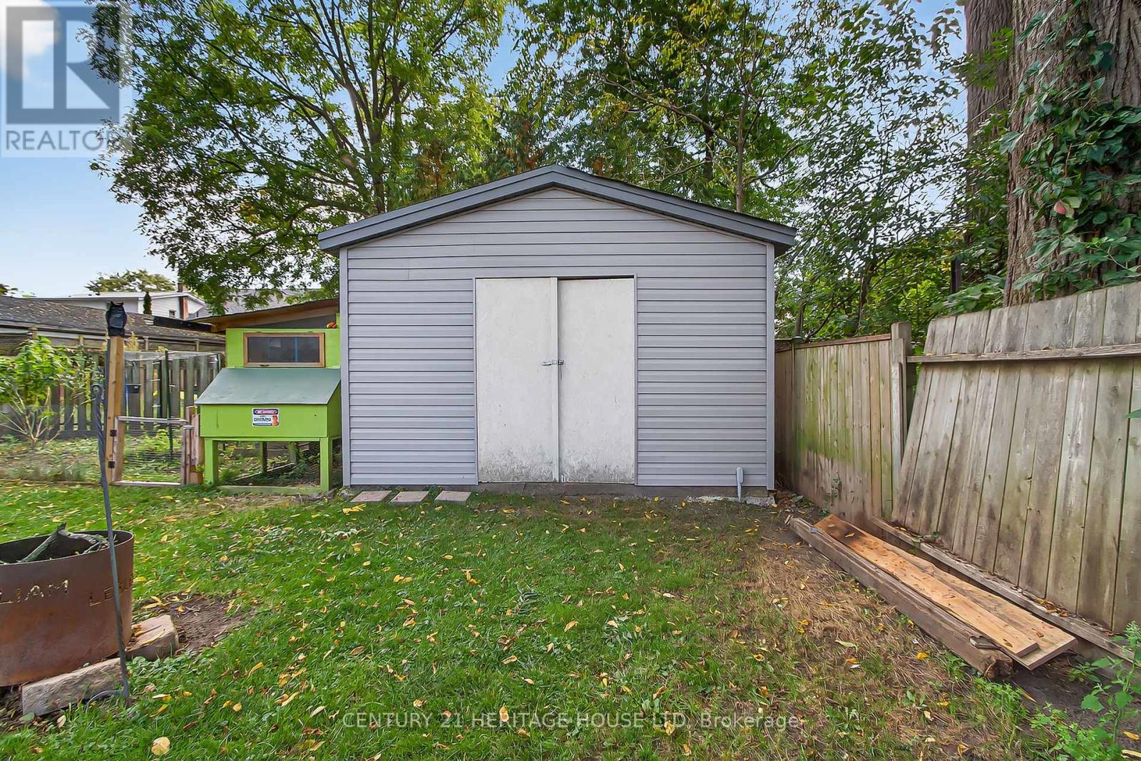 61 Regent Street S, St. Thomas, Ontario  N5R 2A4 - Photo 49 - X12407420