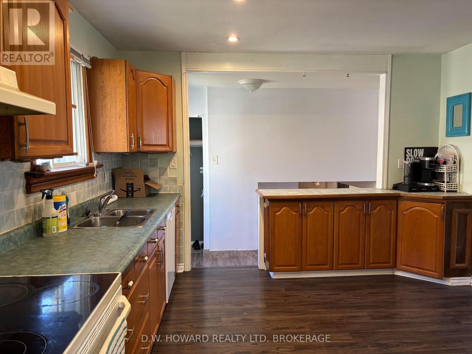 7116 Harriman Street, Niagara Falls, Ontario  L2J 3S2 - Photo 11 - X12376881