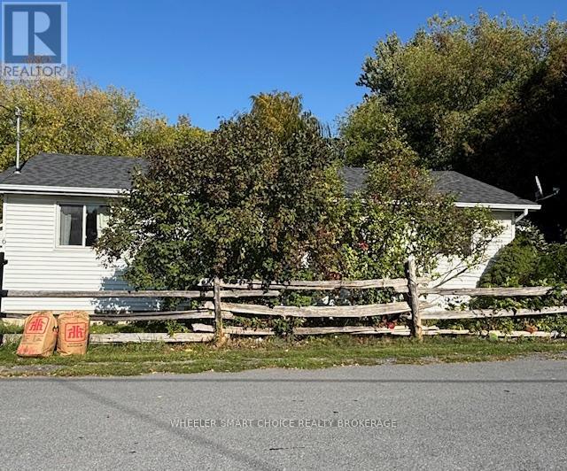 6 Ash Street, South Stormont, Ontario  K0C 1Y0 - Photo 1 - X12424303