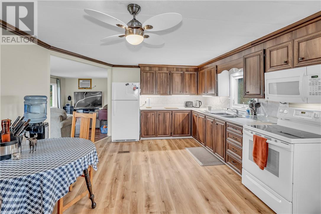 591 Lacloche Lake Road, Massey, Ontario  P0P 1P0 - Photo 13 - 2124964