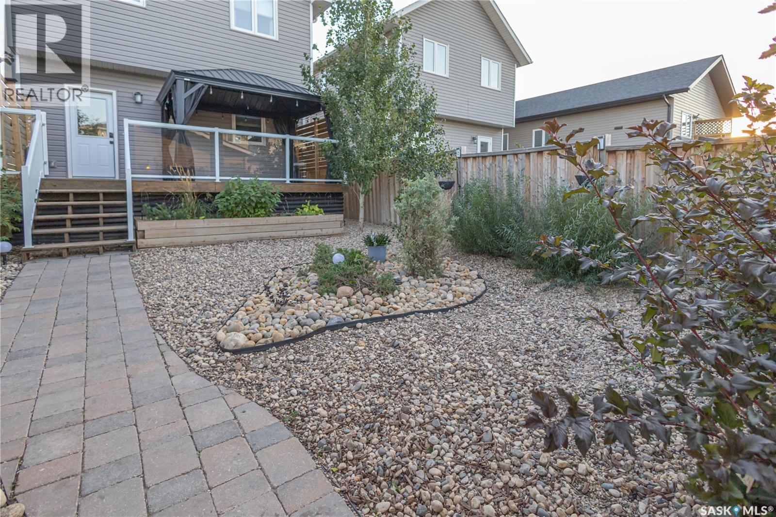 1445 Besnard Drive, Martensville, Saskatchewan  S0K 2T1 - Photo 47 - SK019659