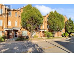 29 BIRDSTONE CRESCENT, Toronto, Ontario