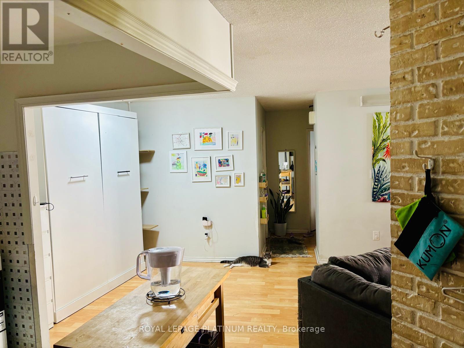 408 - 330 Dixon Road, Toronto, Ontario  M9R 1S9 - Photo 6 - W12431991