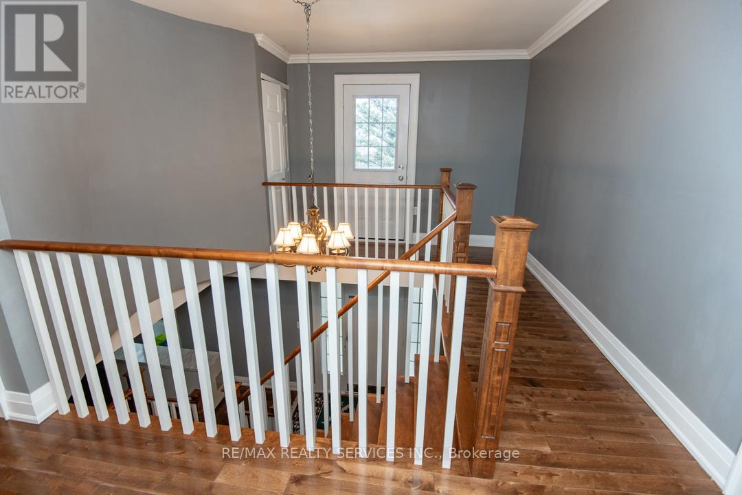 571 Sandra Crescent, Chatham-Kent, Ontario  N8A 2C8 - Photo 35 - X12076350