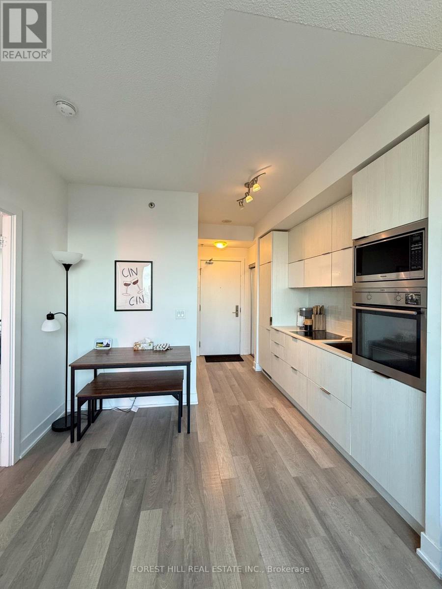 2902 - 318 Richmond Street W, Toronto, Ontario  M5V 0B4 - Photo 5 - C12434008