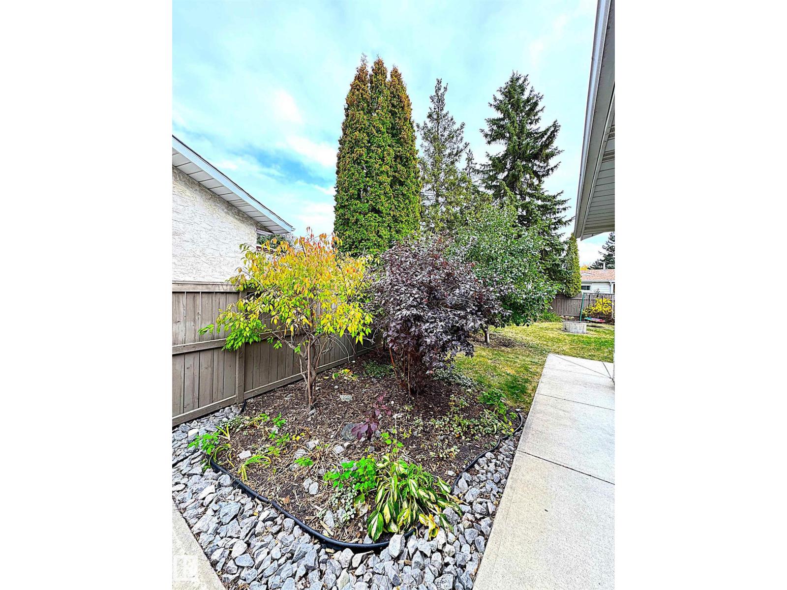 3607 104 St Nw, Edmonton, Alberta  T6J 2J8 - Photo 36 - E4460058