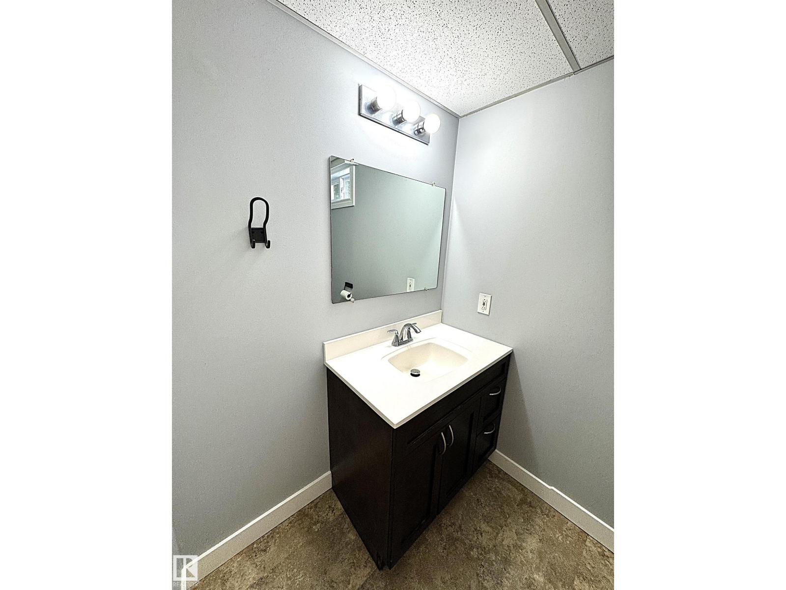 3607 104 St Nw, Edmonton, Alberta  T6J 2J8 - Photo 27 - E4460058