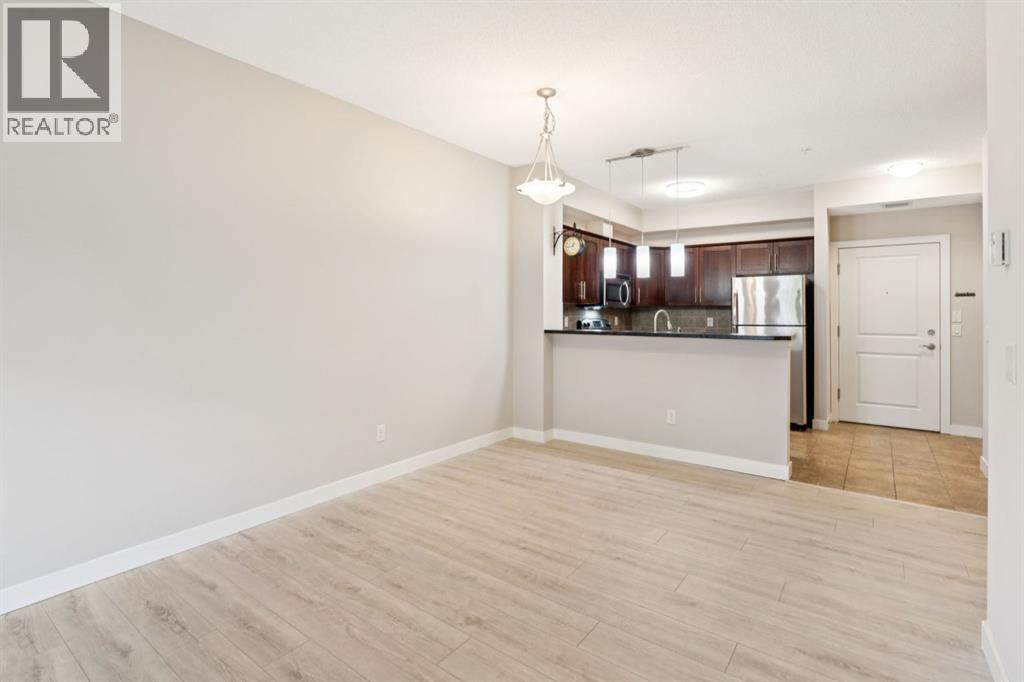 110, 205 Sunset Drive, Cochrane, Alberta  T4C 0H6 - Photo 4 - A2247660