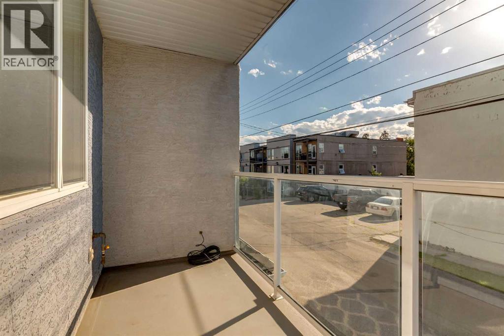 201, 3501 15 Street Sw, Calgary, Alberta  T2T 4A4 - Photo 10 - A2253205