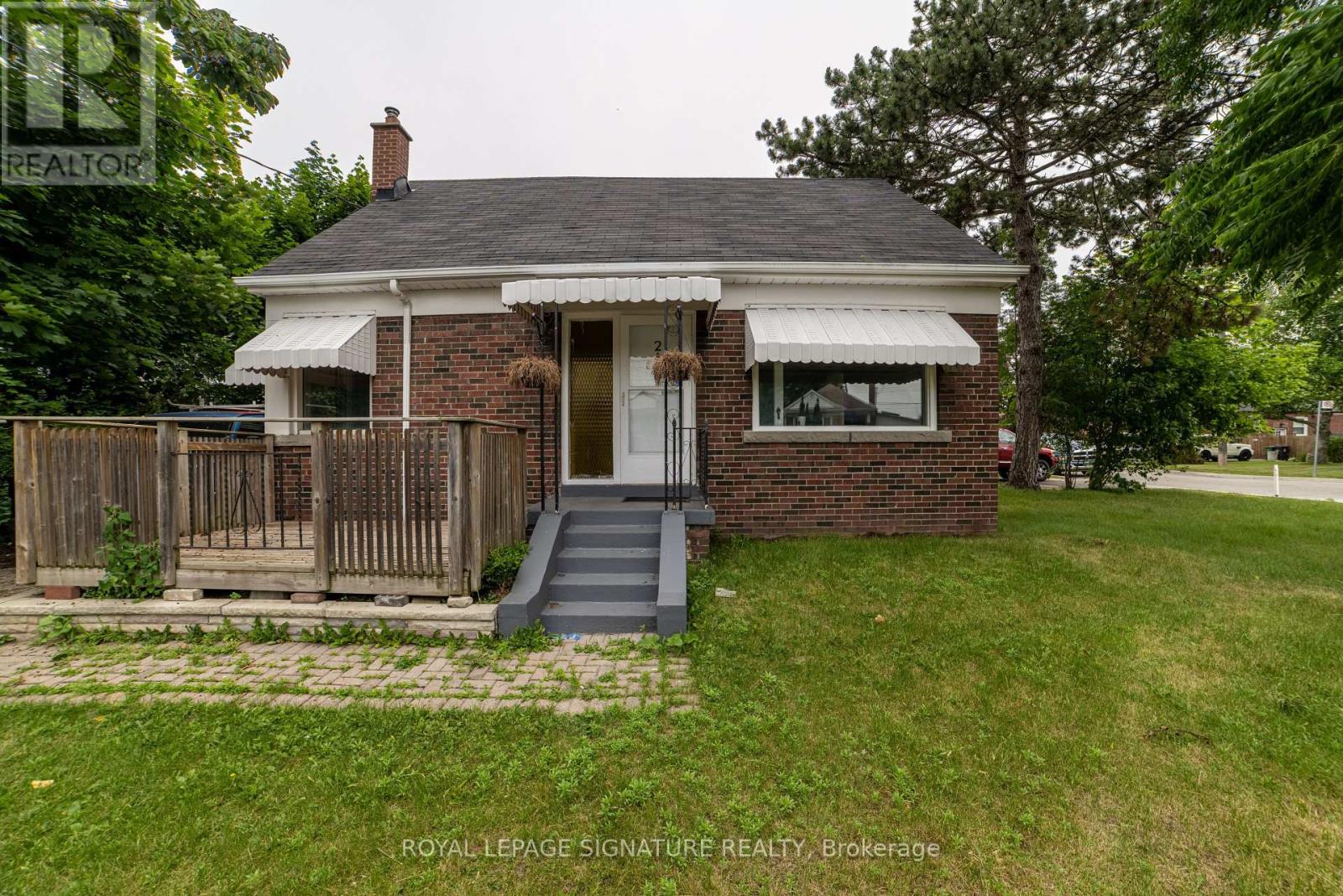 MAIN - 2 SHANGARRY DRIVE, Toronto, Ontario
