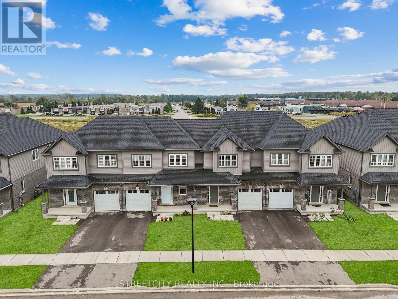 307 Kennington Way, London South, Ontario  N6L 0H4 - Photo 1 - X12434113