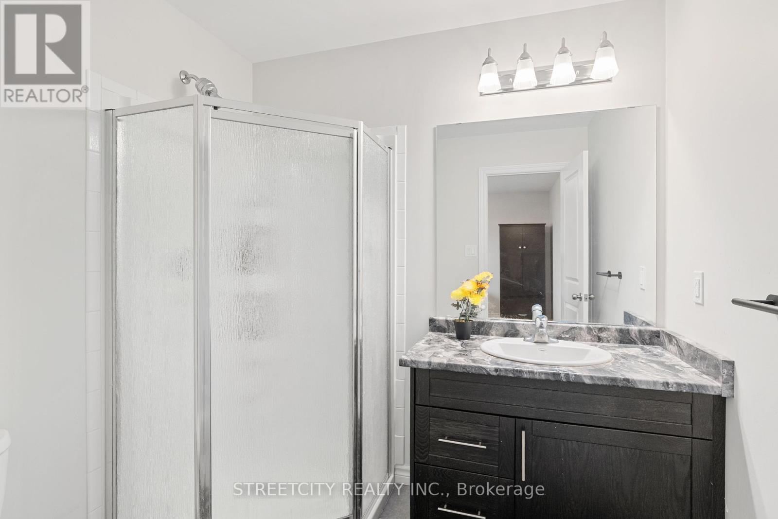 307 Kennington Way, London South, Ontario  N6L 0H4 - Photo 24 - X12434113