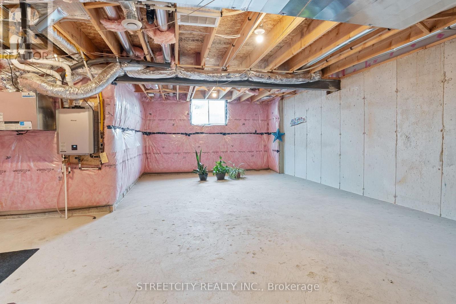 307 Kennington Way, London South, Ontario  N6L 0H4 - Photo 36 - X12434113