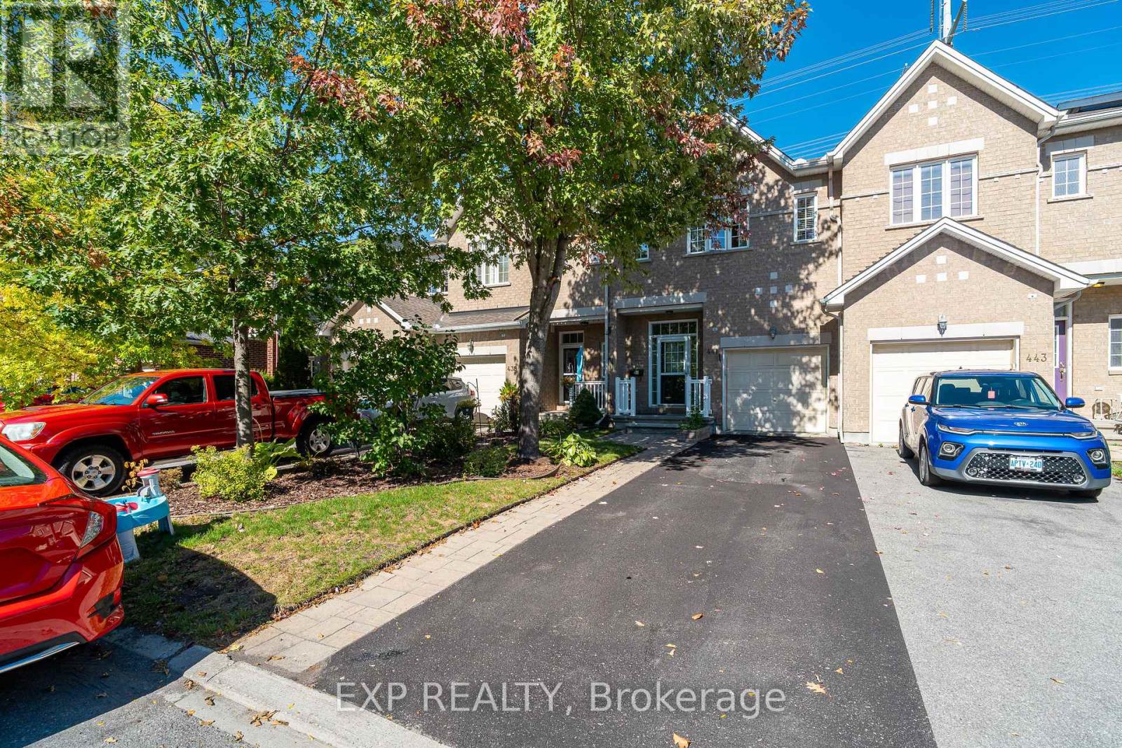 441 Foxhall Way, Ottawa, Ontario  K2M 0G1 - Photo 2 - X12434074