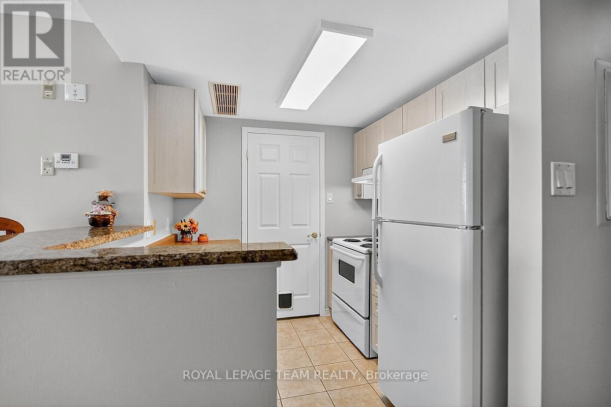 8f - 310 Central Park Drive, Ottawa, Ontario  K2C 4G4 - Photo 15 - X12434121