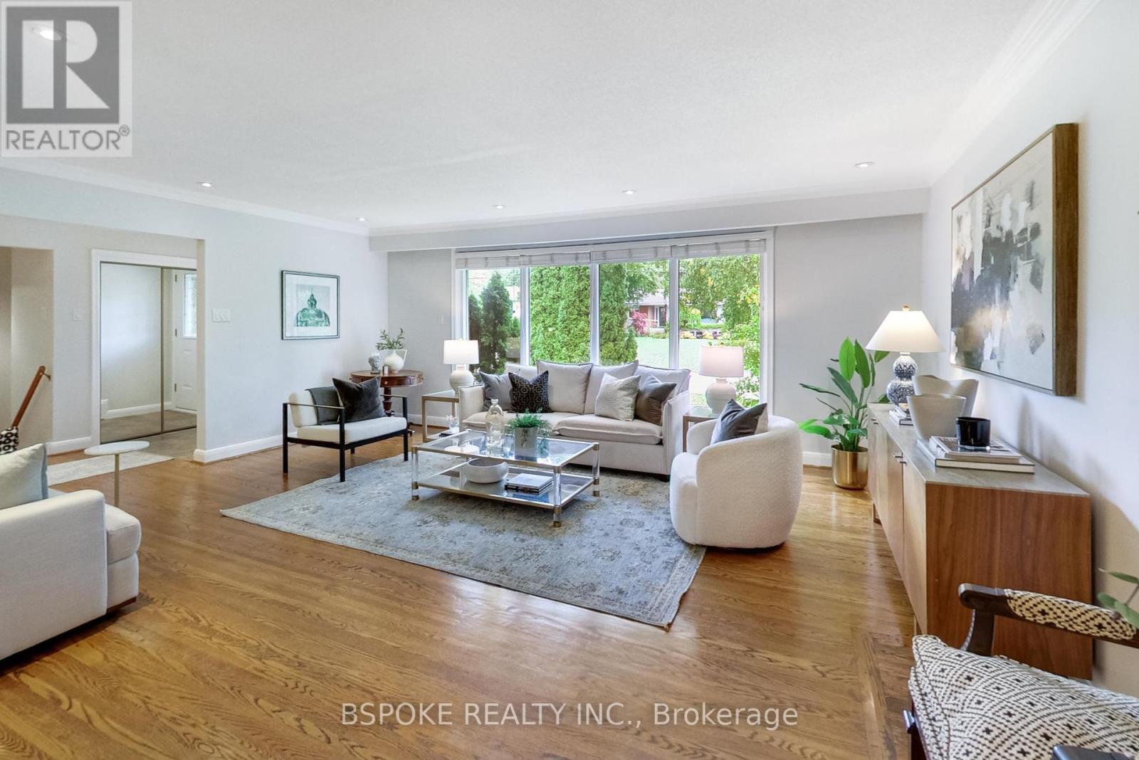 12 Vistaview Boulevard, Vaughan, Ontario  L4J 2A6 - Photo 12 - N12433875